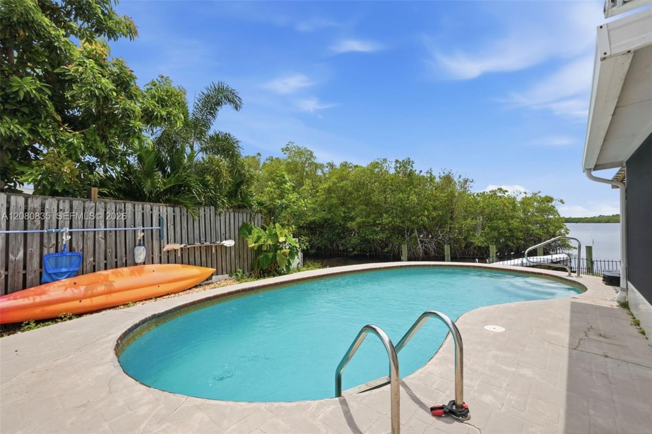 70 SW Hideaway Pl, Stuart, FL 34994 Photo