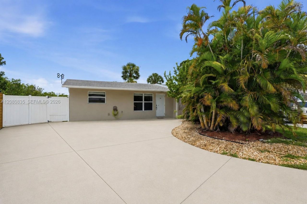 70 SW Hideaway Pl, Stuart, FL 34994 Photo