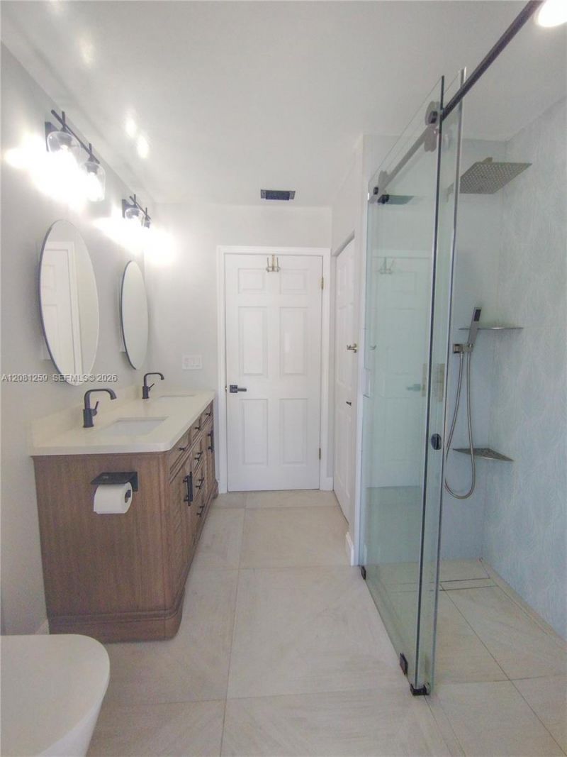 5780 Sun Pointe Circle , Boynton Beach, FL 33437 Photo
