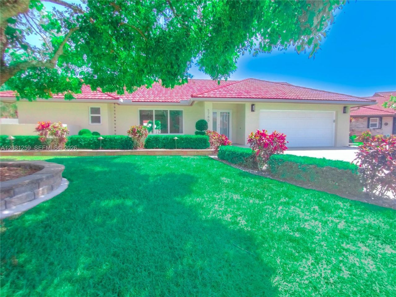5780 Sun Pointe Circle , Boynton Beach, FL 33437 Photo