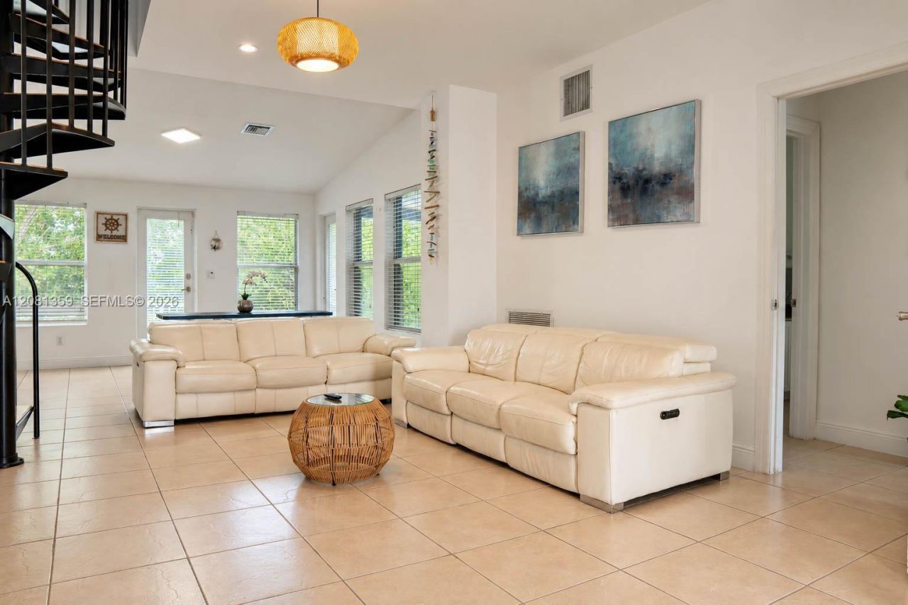 350 Hazel St, Key Largo, FL 33037 Photo