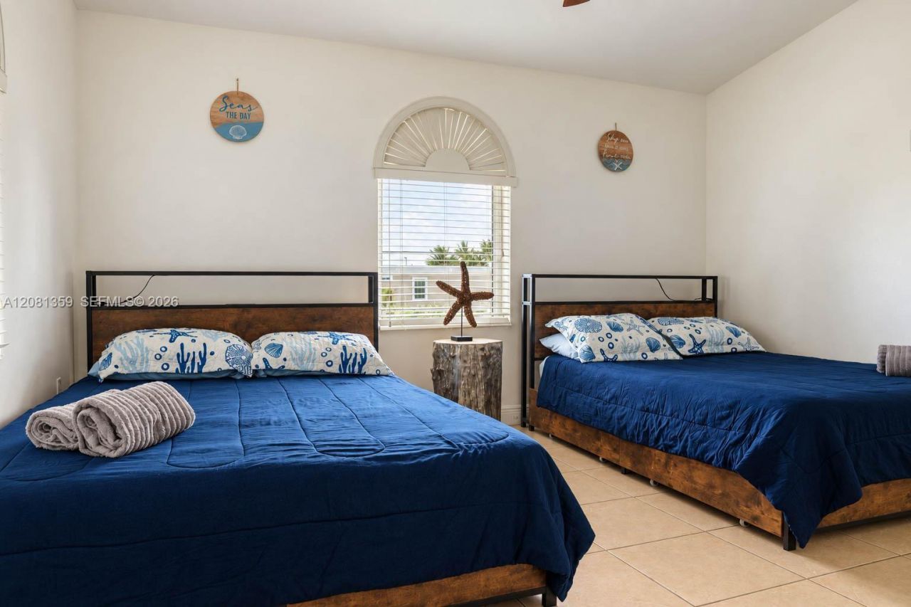 350 Hazel St, Key Largo, FL 33037 Photo