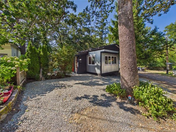 1201 CRAIGFLOWER Rd , Unit #30, View Royal, BC V9A 2X9