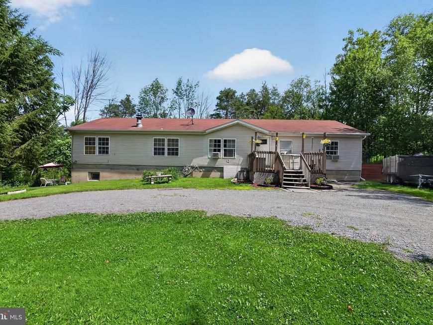 59 Laurel Drive, Honesdale, PA 18431 Main Photo