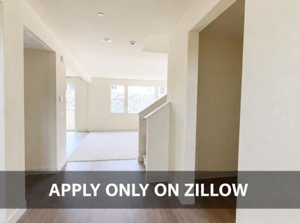 6807 Parker Peak Court, Unit A, Sparks, NV 89436 Photo