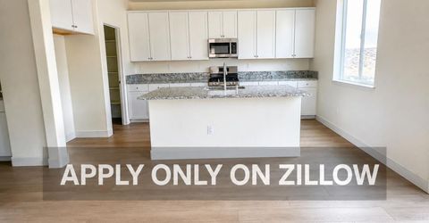 6807 Parker Peak Court, Unit A, Sparks, NV 89436 Photo