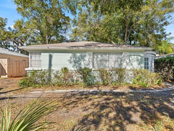 3817 W BAY TO BAY BOULEVARD , TAMPA, FL 33629