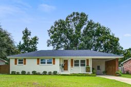 131 Camelot Drive photo 4