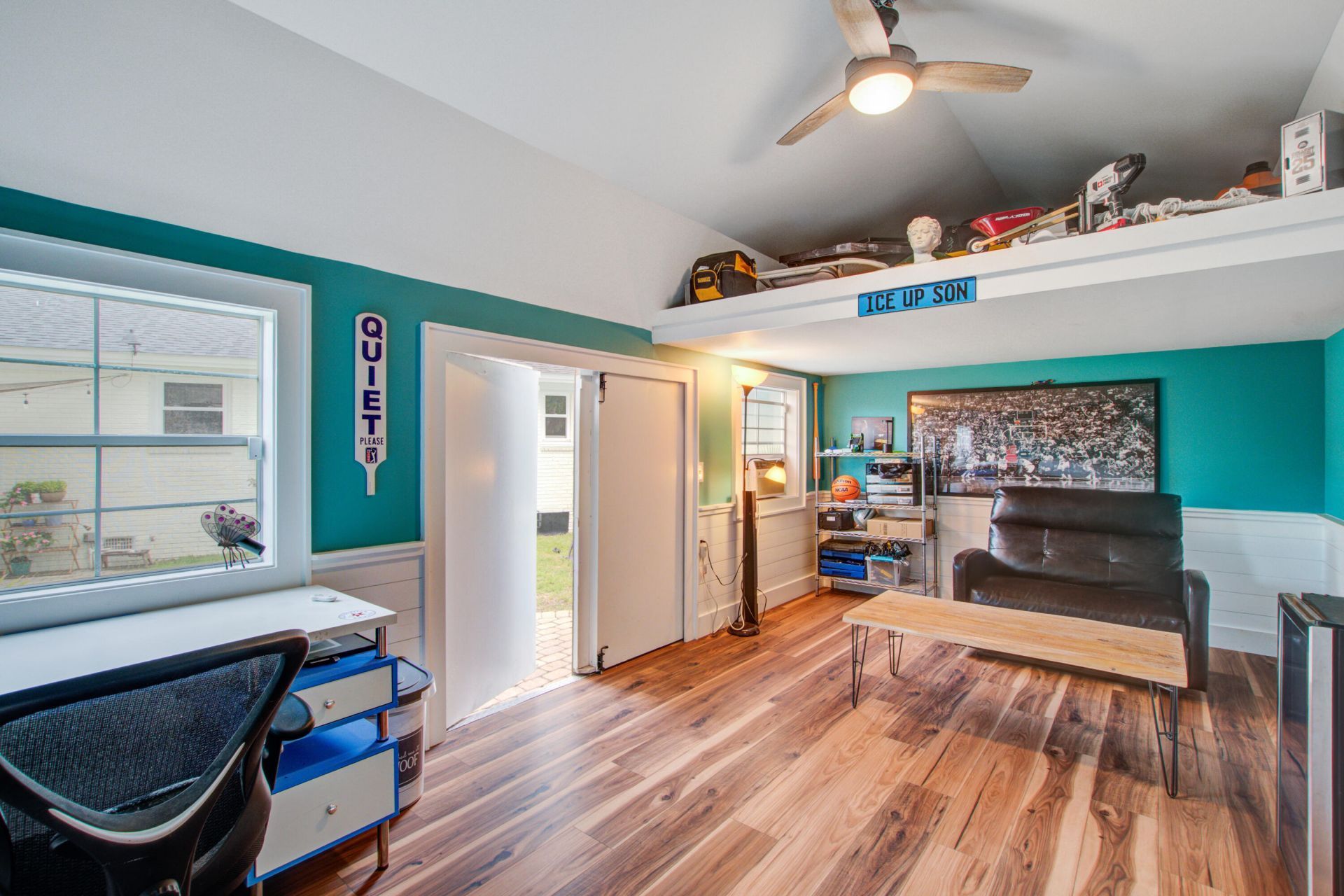 131 Camelot Drive Photo 32