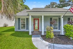 102 Dockwell Lane photo 4