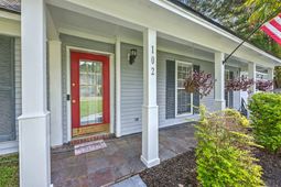 102 Dockwell Lane photo 4