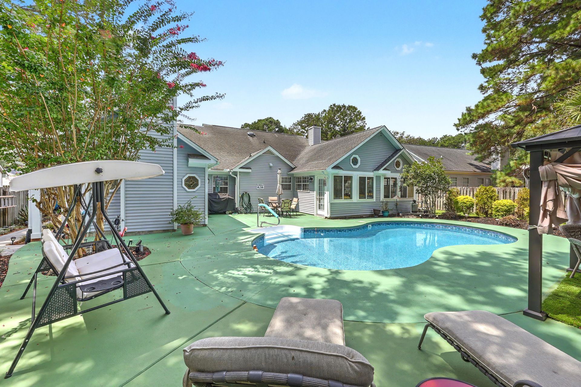 102 Dockwell Lane Photo 37