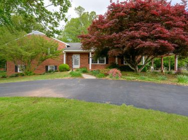 2577 Town Fork Road, Evington, VA 24550