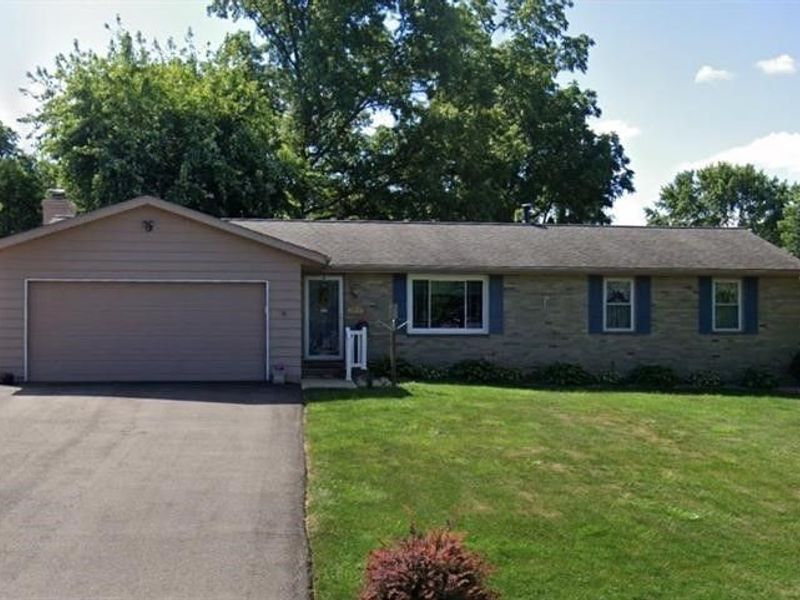 8508 Kellydale Street NW, Massillon, OH 44646 Photo 1