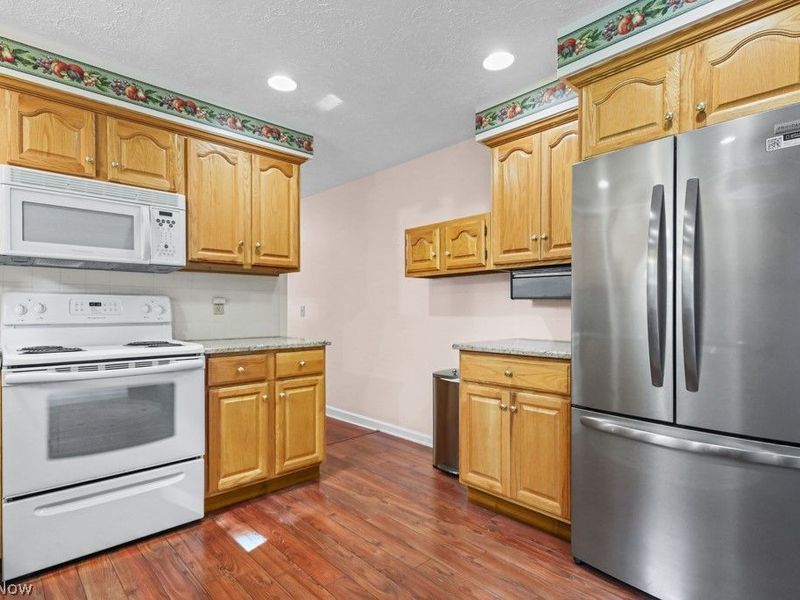 8508 Kellydale Street NW, Massillon, OH 44646 Photo 10