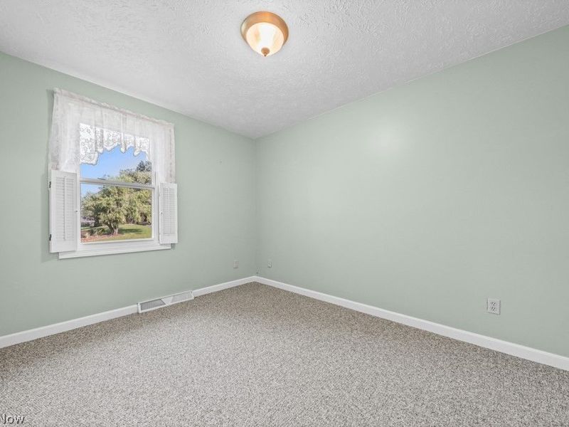 8508 Kellydale Street NW, Massillon, OH 44646 Photo 22