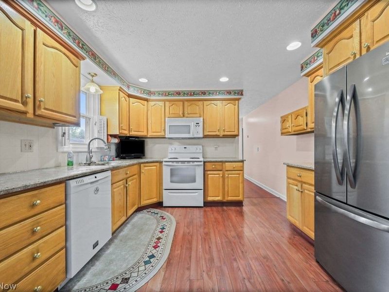 8508 Kellydale Street NW, Massillon, OH 44646 Photo 8