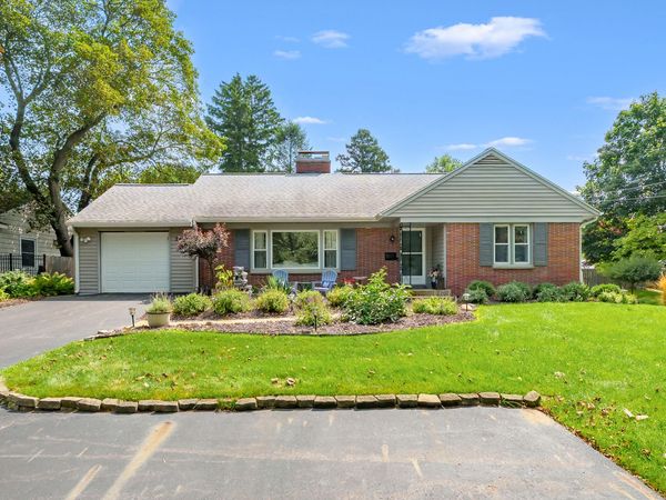 2411 Waite Avenue, Kalamazoo, MI 49008