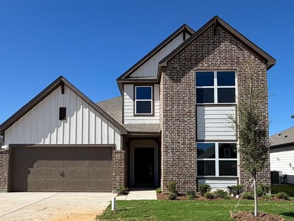 5033 Shumard Drive, Lindale, TX 75771