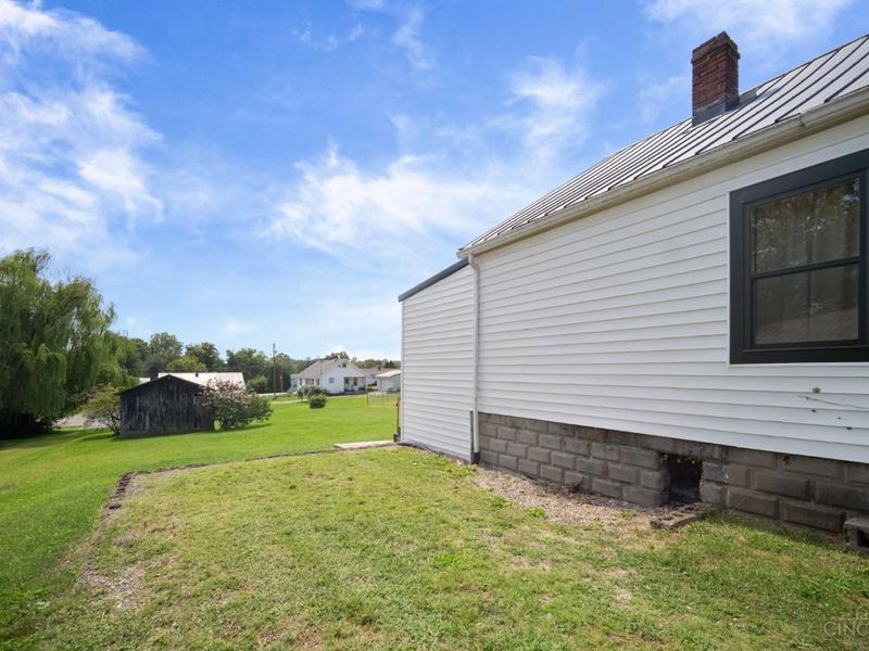 419 E Mulberry Street, West Union, OH 45693 Photo 2