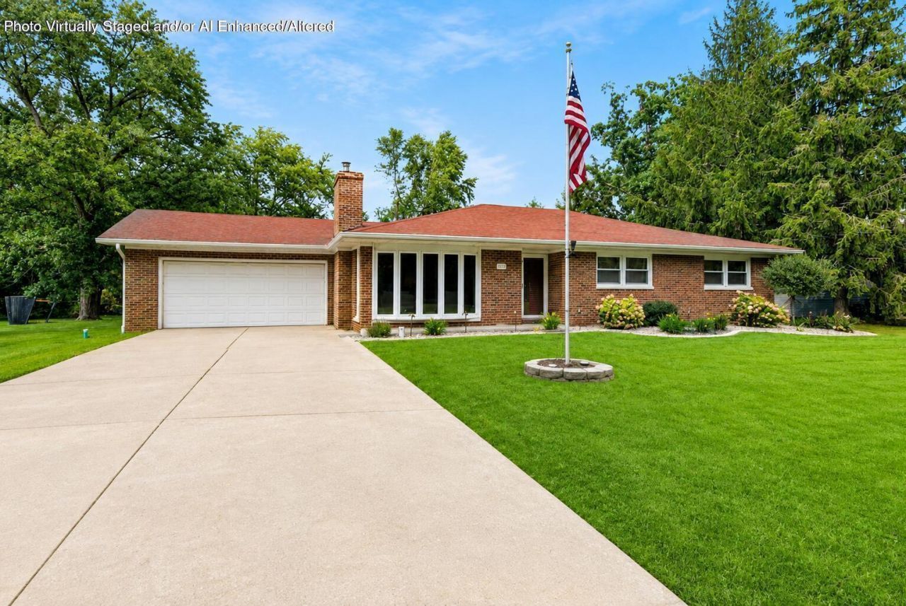 15712 W 87th Avenue, Dyer, IN 46311 Main Photo