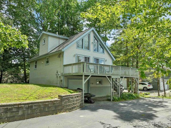 105 glen forest Drive, Moultonborough, NH 03254