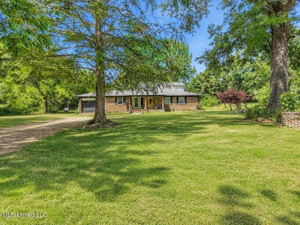 1024 French Road, Byhalia, MS 38611