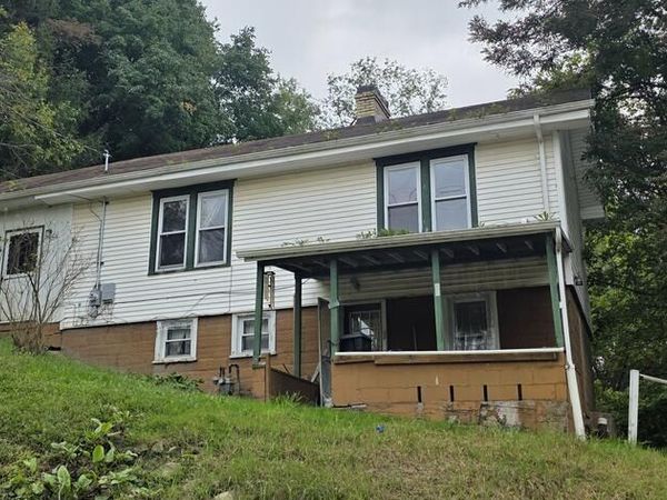68 Clearview Avenue, Wheeling, WV 26003
