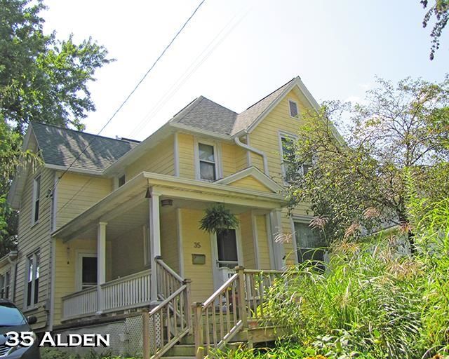 35 Alden Avenue, Platteville, WI 53818 Main Photo