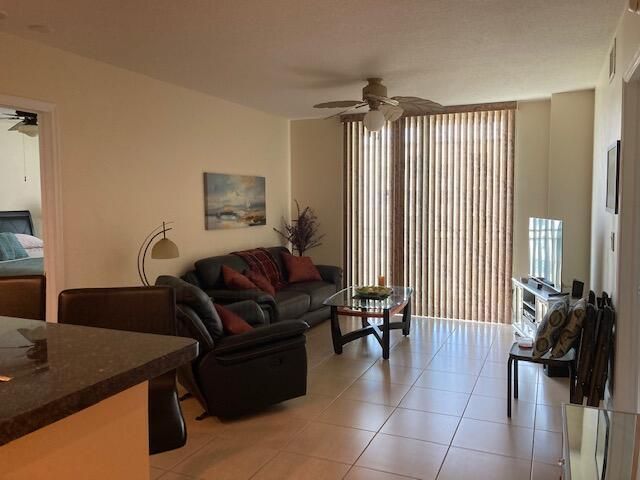 610 Clematis Street, Unit 723, West Palm Beach, FL 33401 Photo