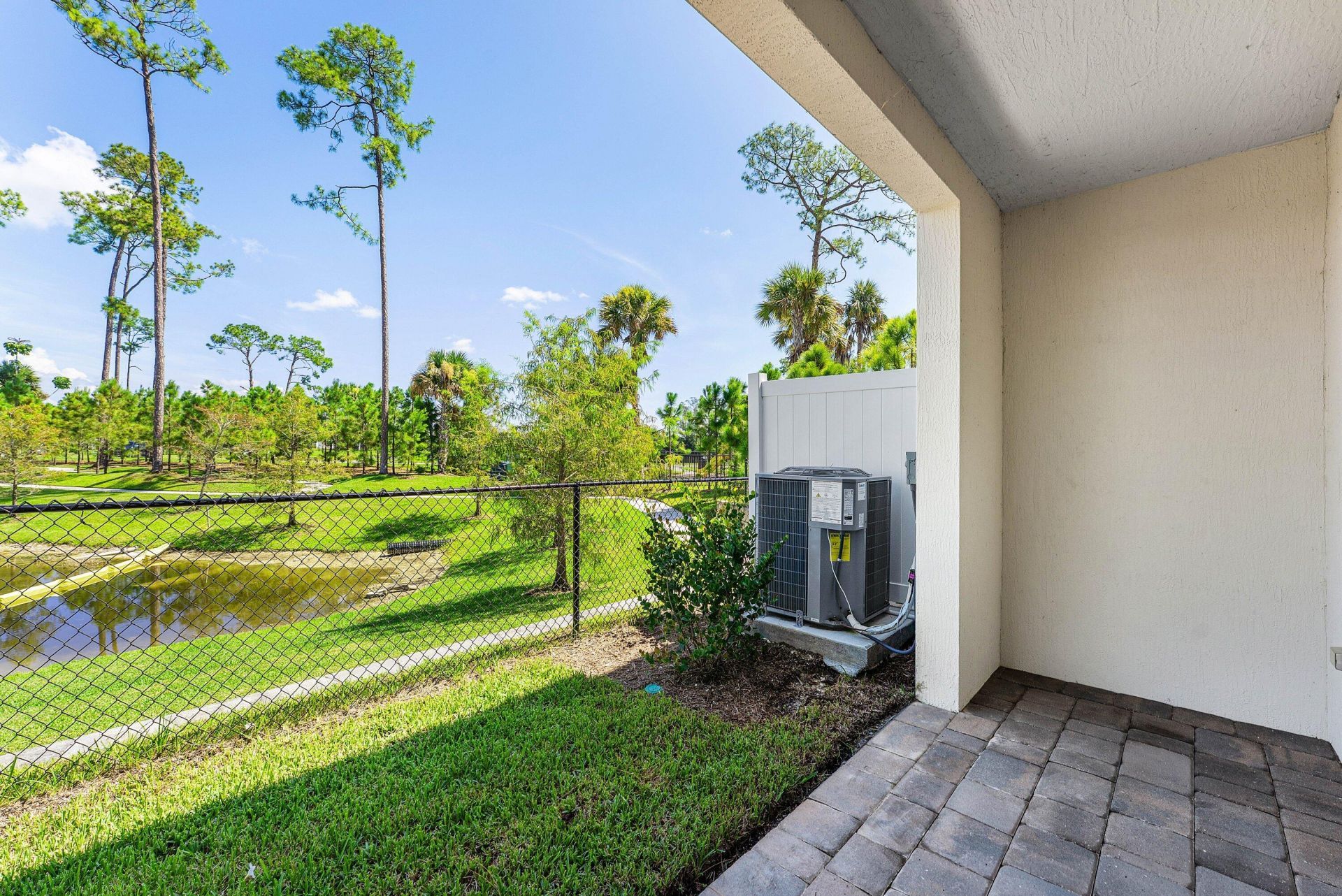 157 Lakeside Landing Court, Royal Palm Beach, FL 33411 Photo