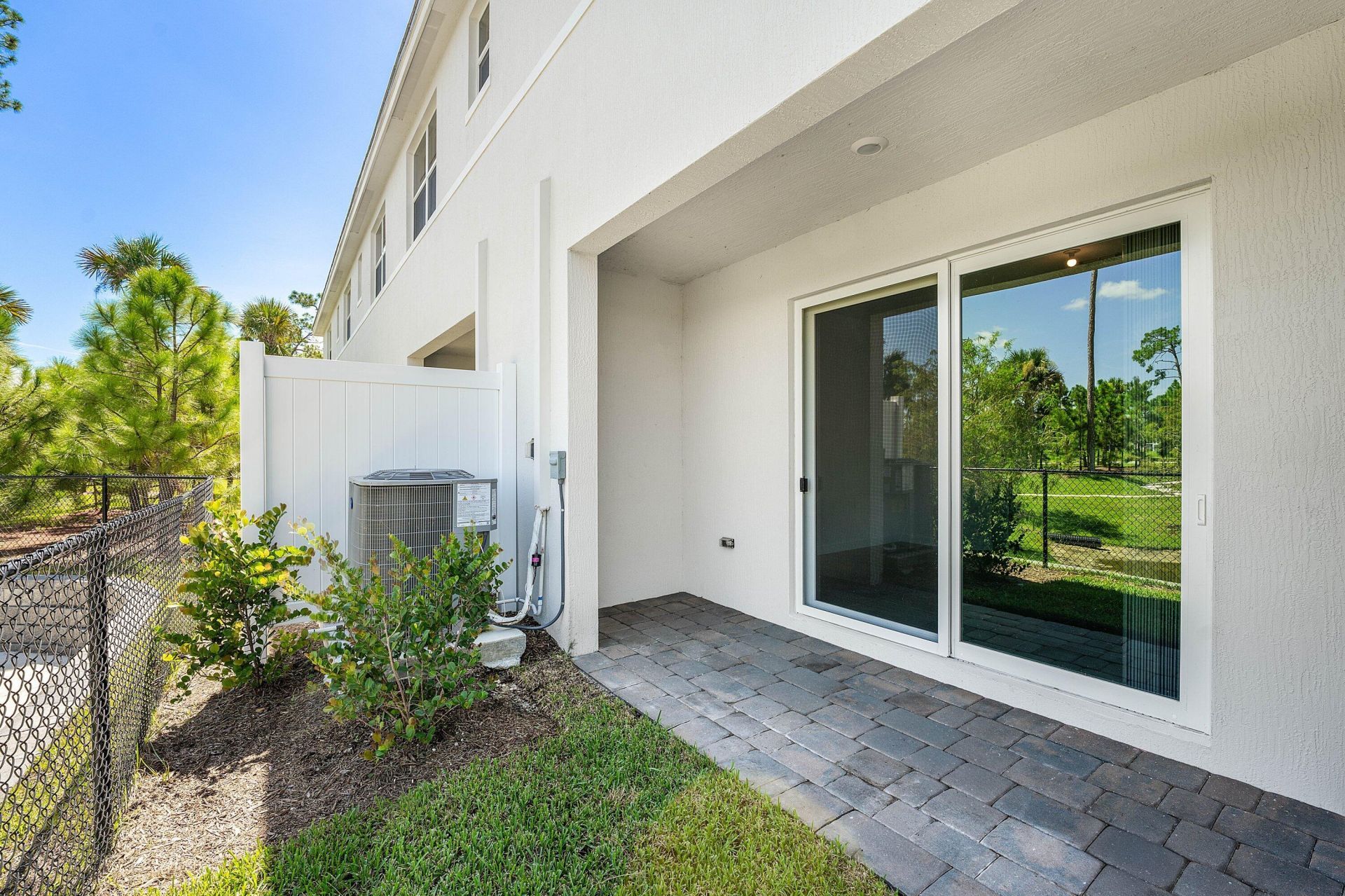 157 Lakeside Landing Court, Royal Palm Beach, FL 33411 Photo
