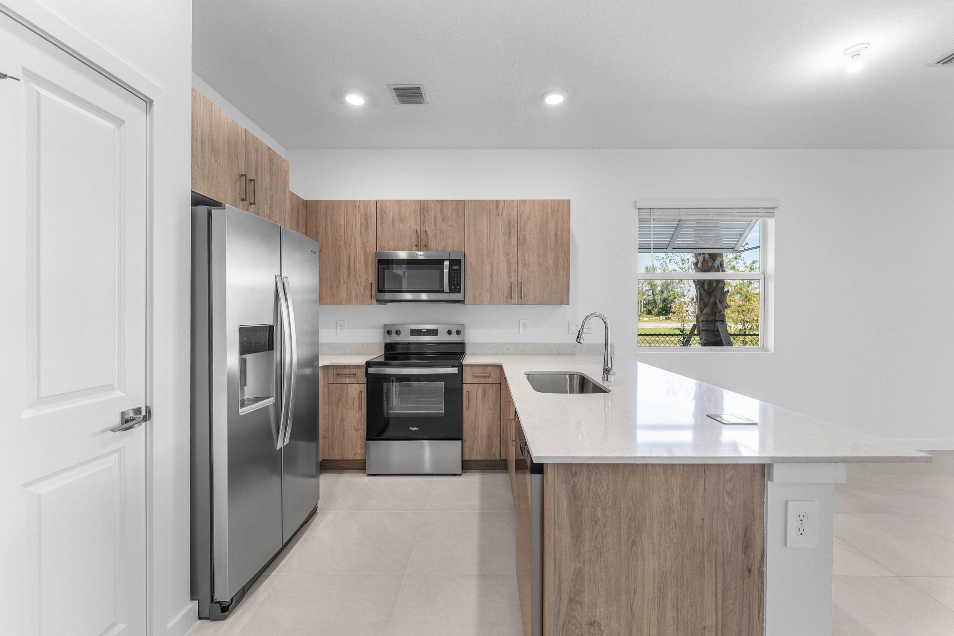 157 Lakeside Landing Court, Royal Palm Beach, FL 33411 Photo