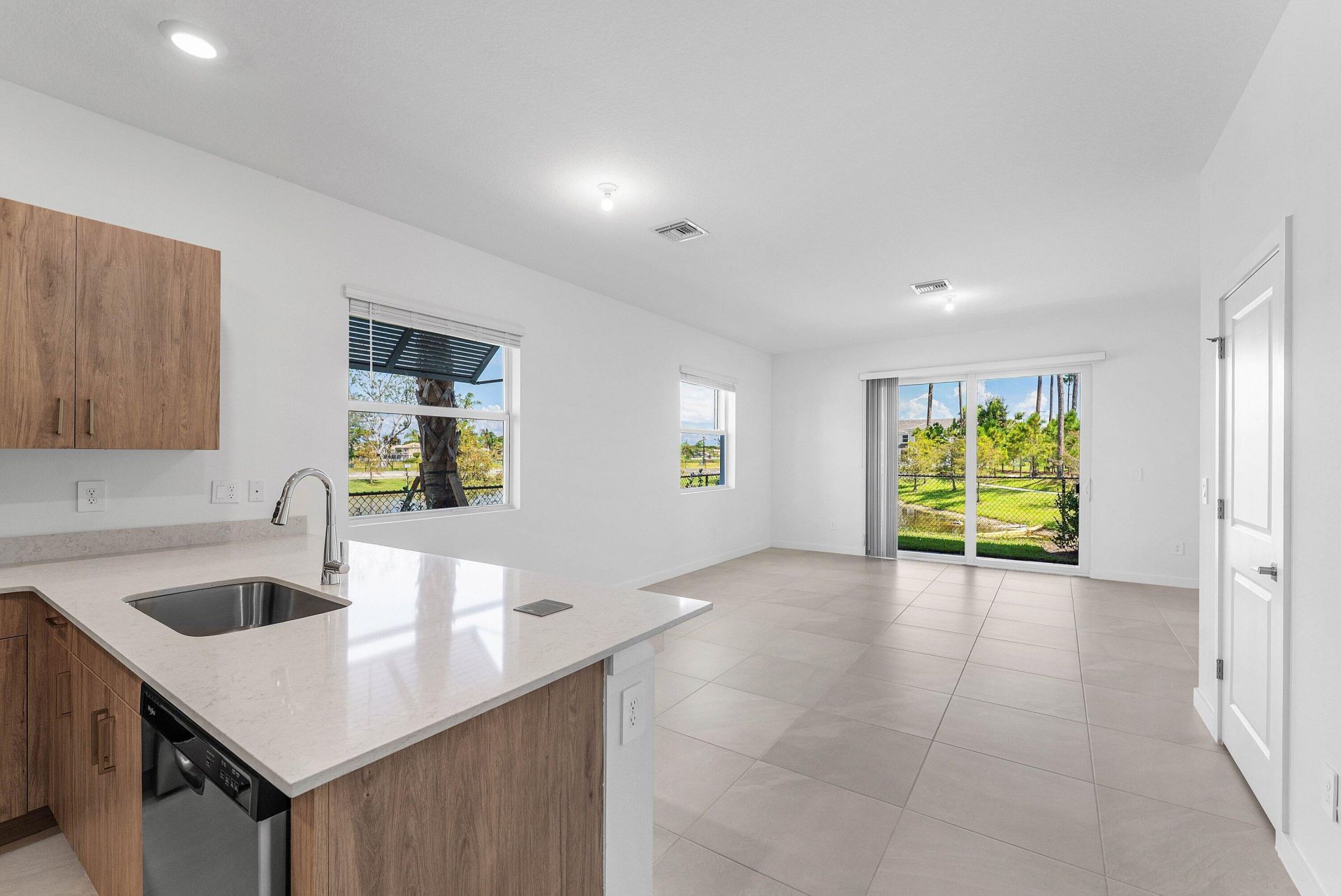 157 Lakeside Landing Court, Royal Palm Beach, FL 33411 Photo