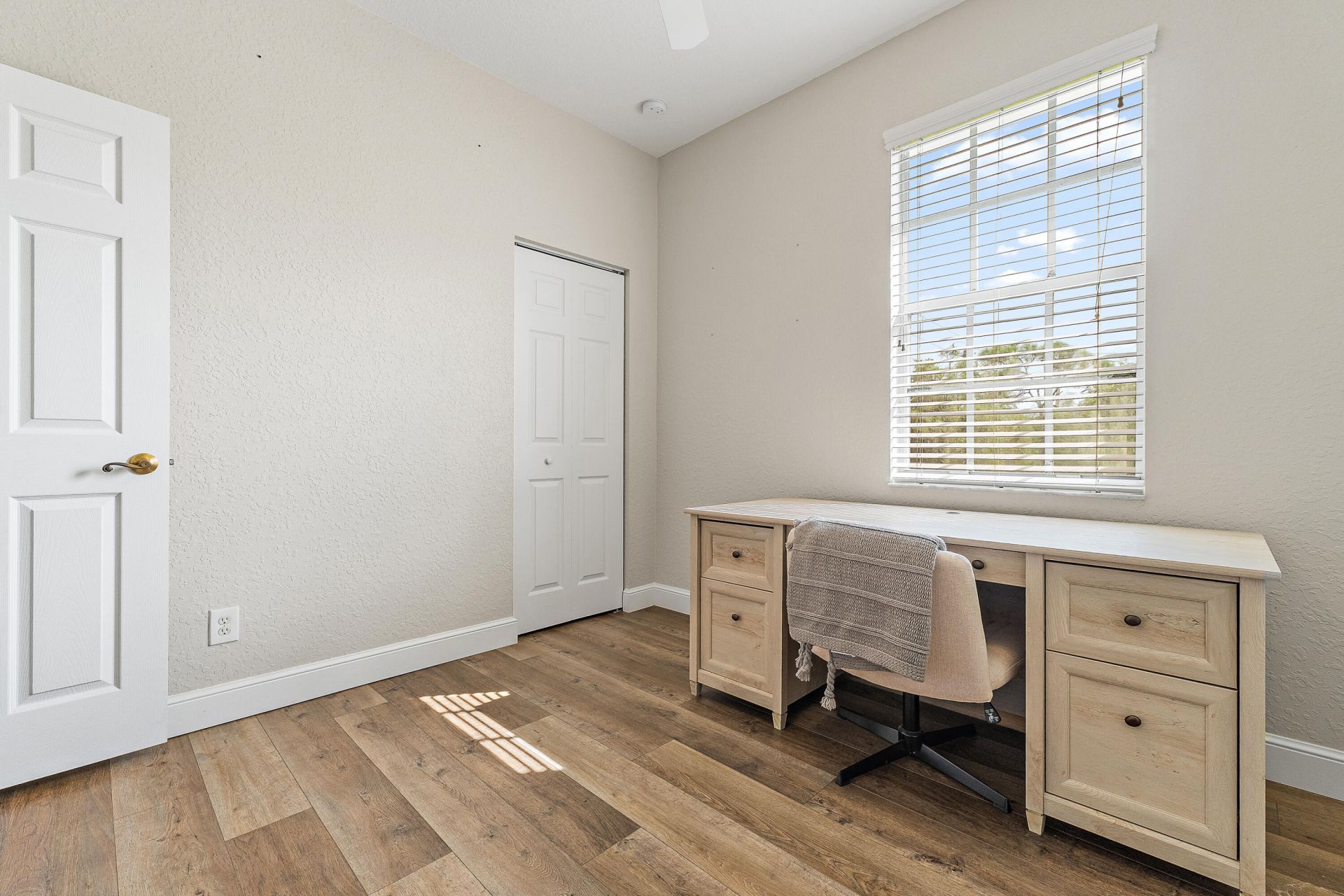 1561 SE Wilshire Place, Unit 204, Stuart, FL 34994 Photo