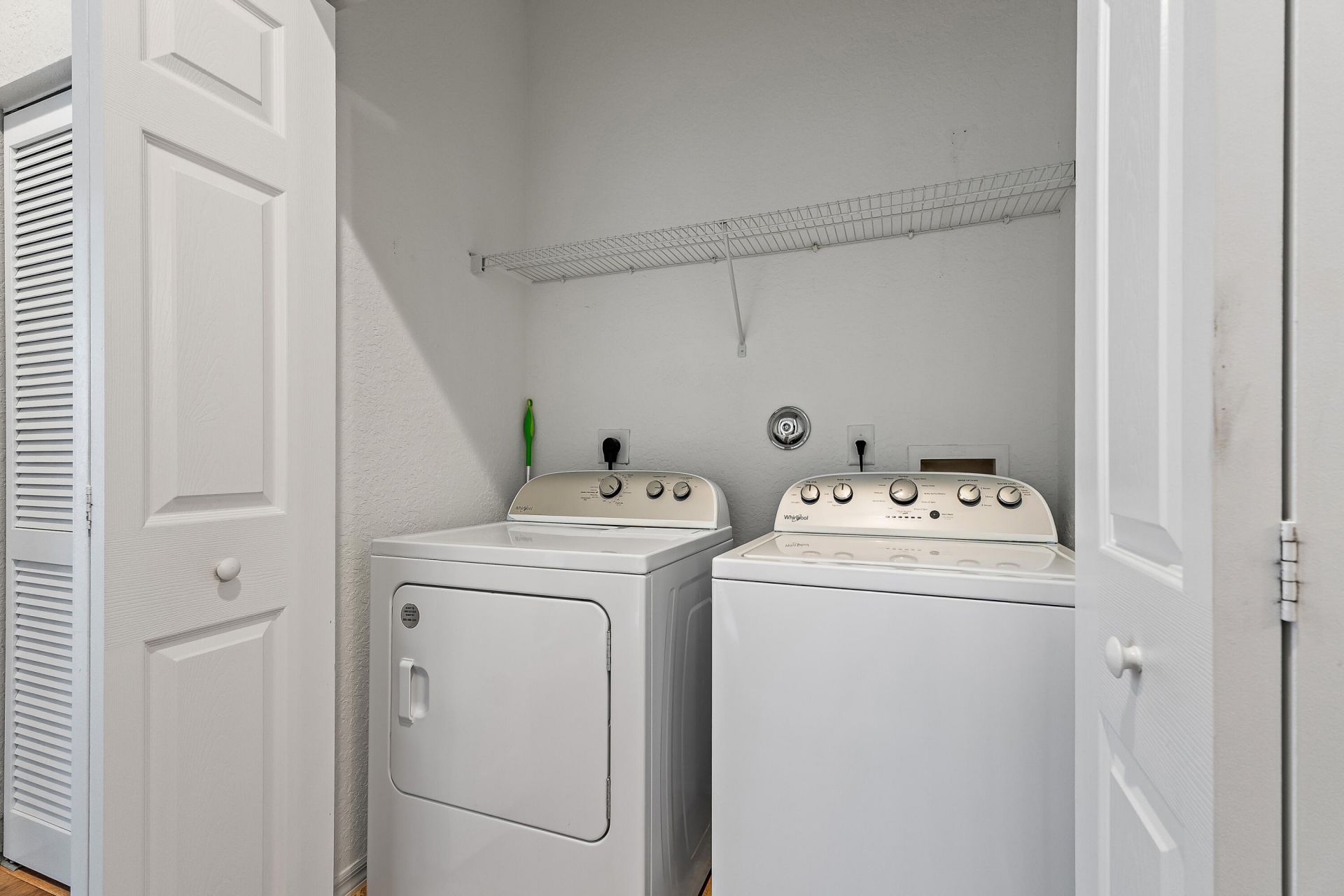 1561 SE Wilshire Place, Unit 204, Stuart, FL 34994 Photo