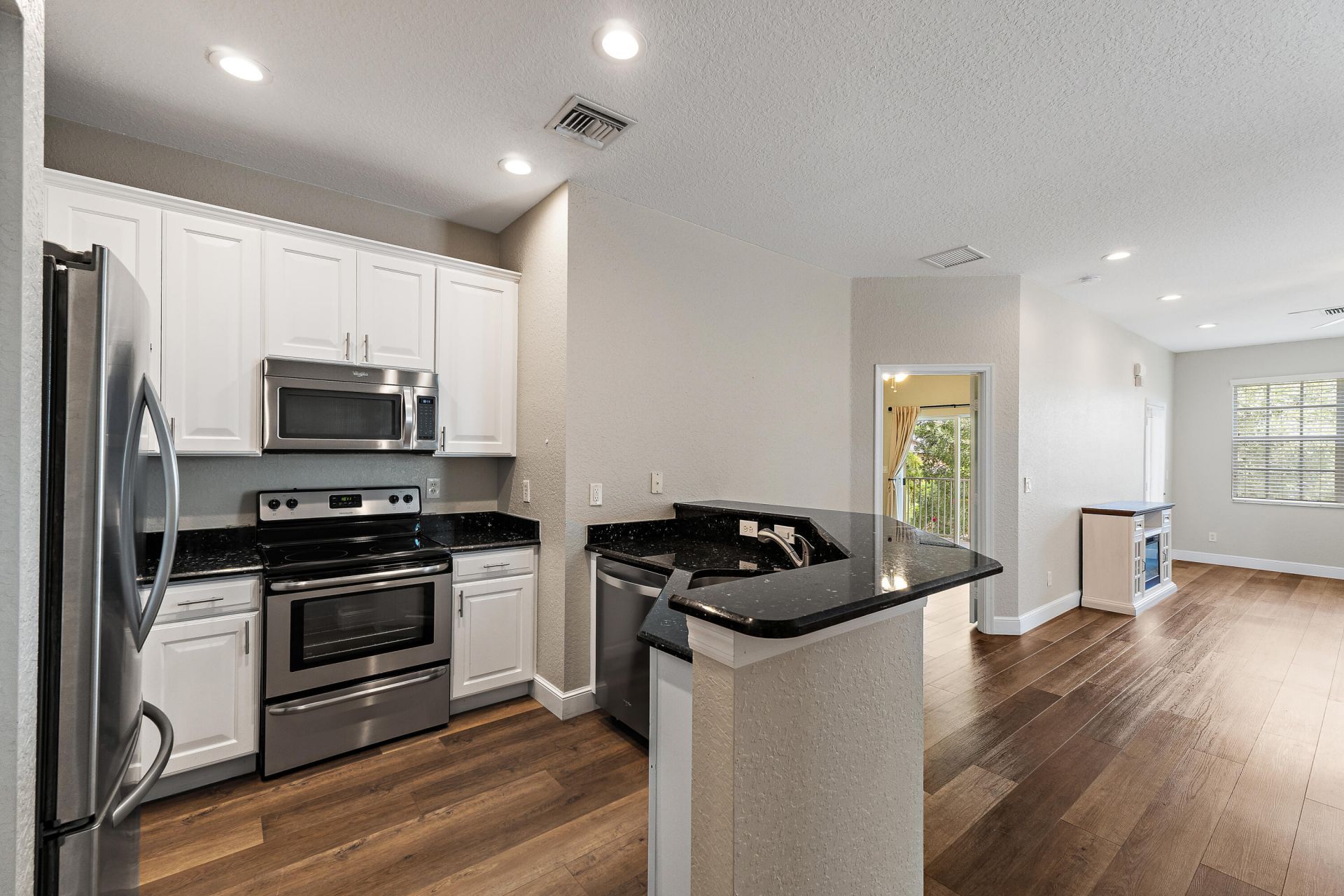 1561 SE Wilshire Place, Unit 204, Stuart, FL 34994 Photo