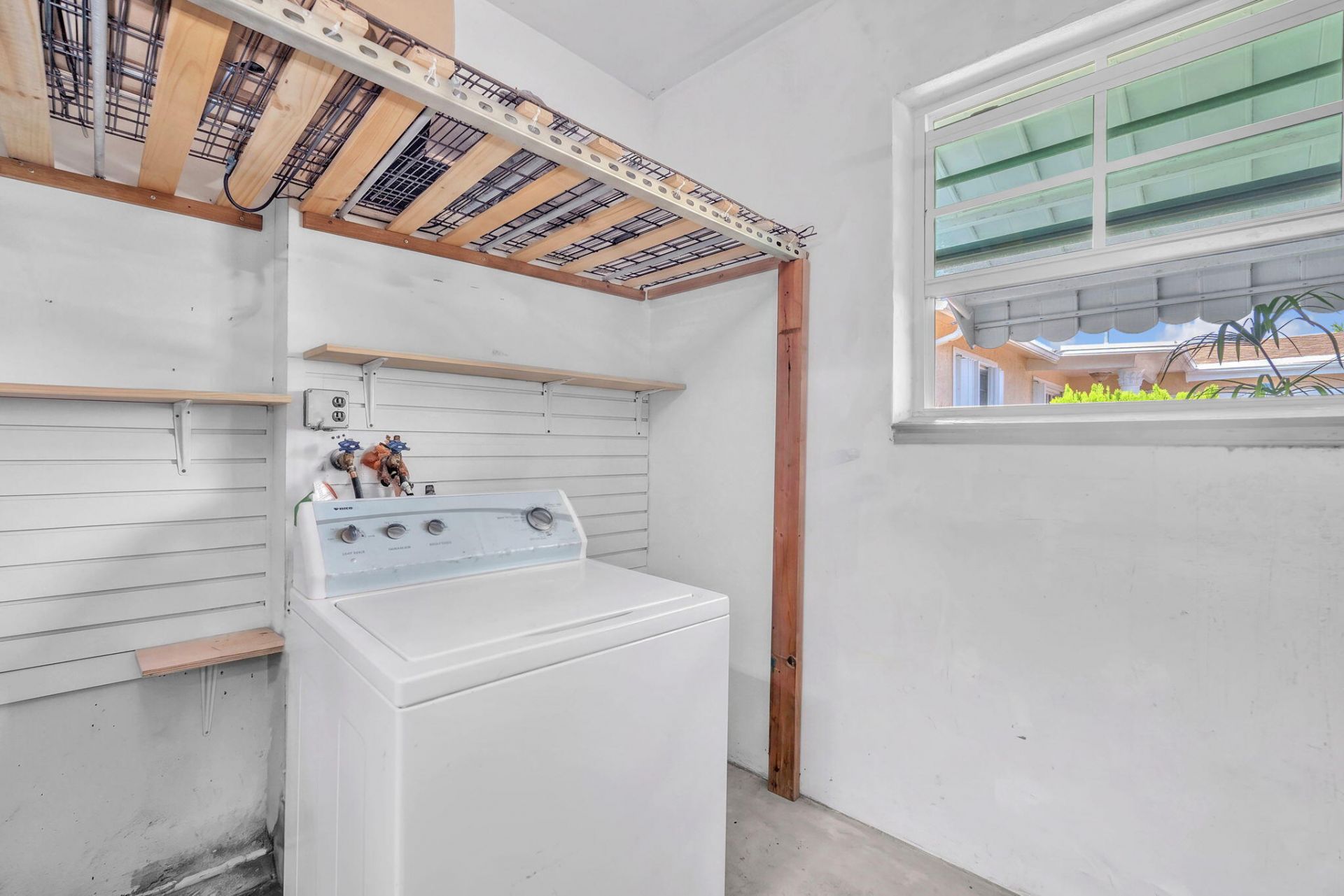 8380 NW 28th Street, Sunrise, FL 33322 Photo