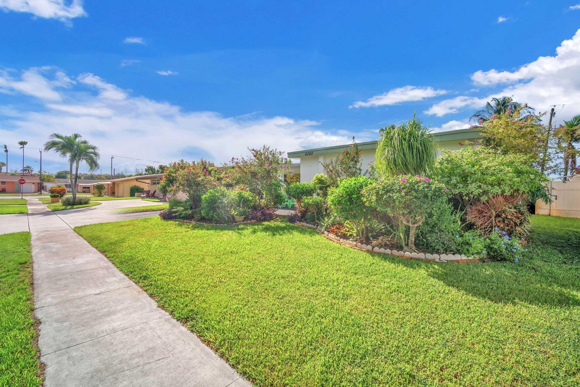 8380 NW 28th Street, Sunrise, FL 33322 Photo