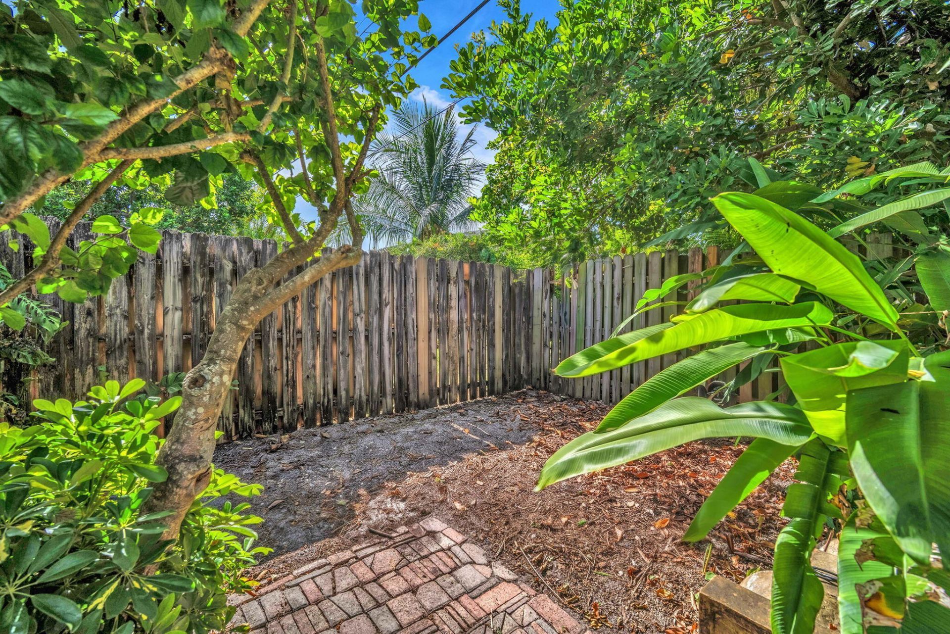 8380 NW 28th Street, Sunrise, FL 33322 Photo