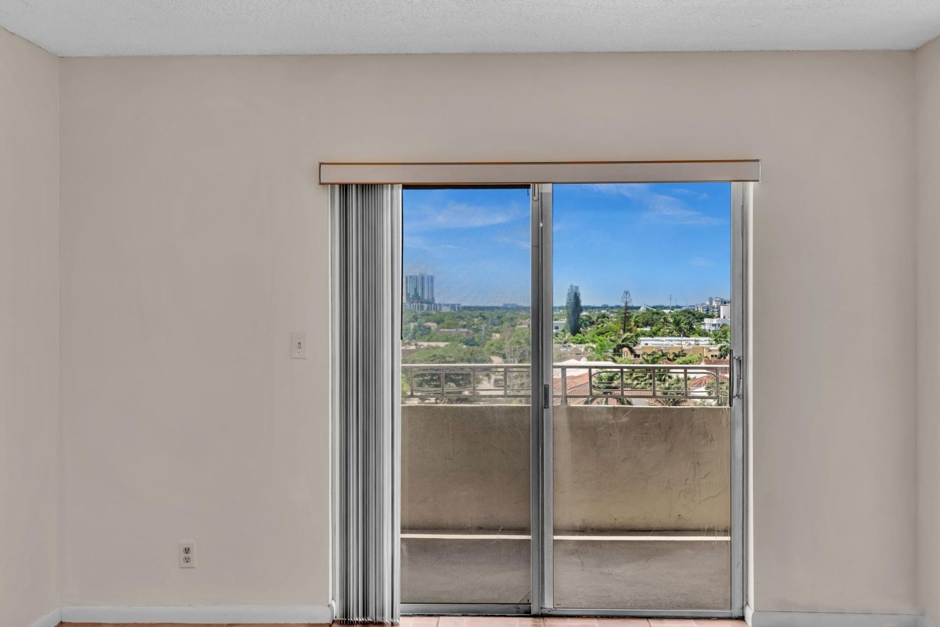 900 NE 18th Avenue, Unit 803, Fort Lauderdale, FL 33304 Photo