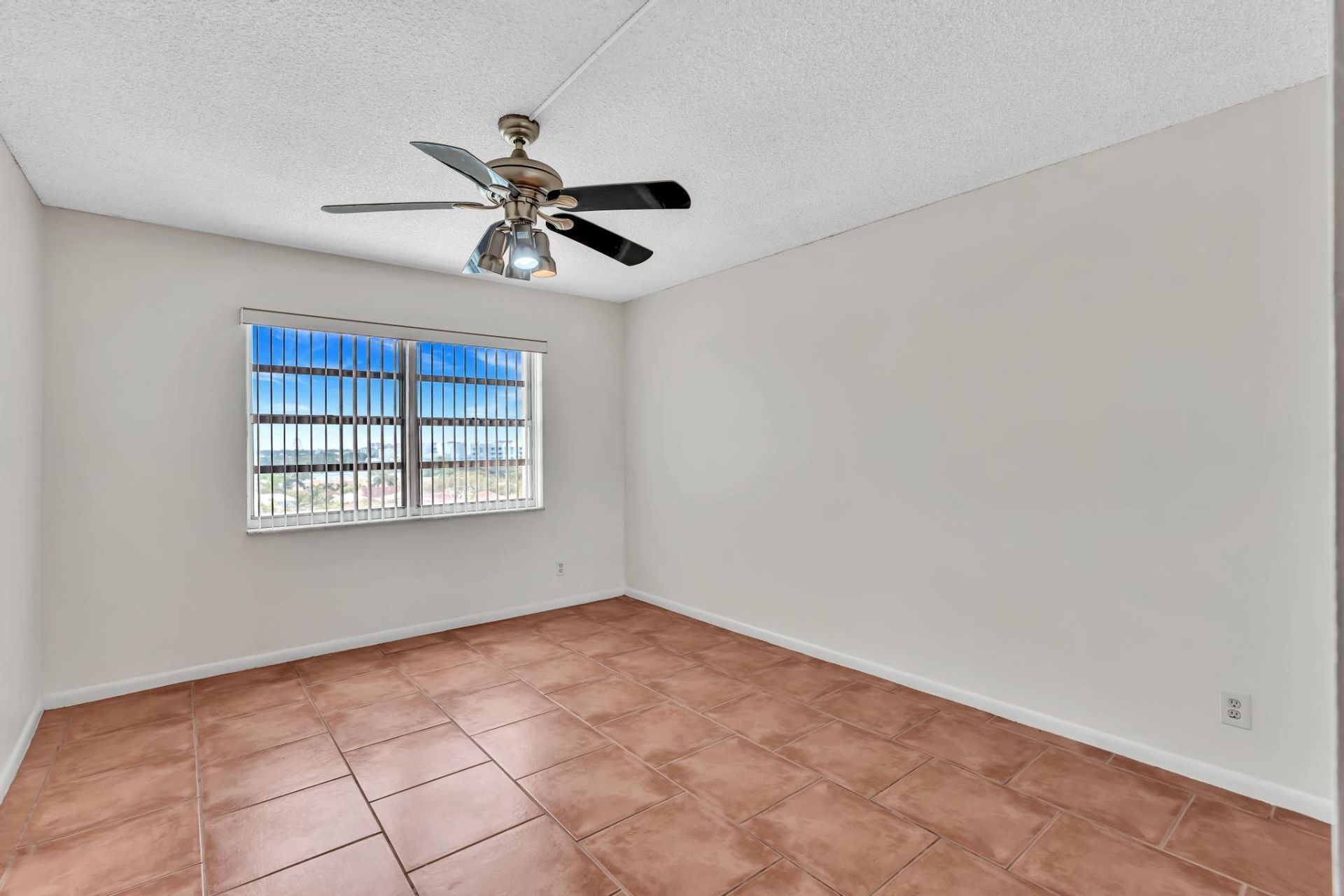 900 NE 18th Avenue, Unit 803, Fort Lauderdale, FL 33304 Photo