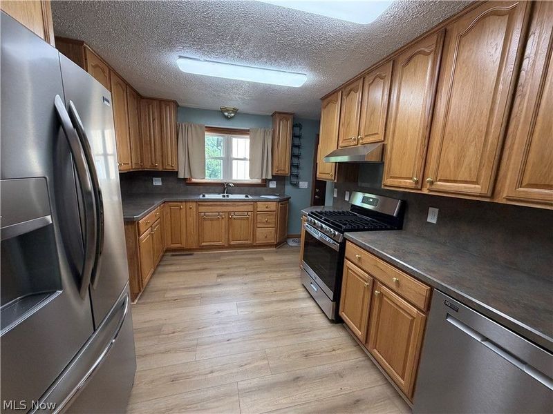 6419 Hampsher Road, Clinton, OH 44216 Photo 6