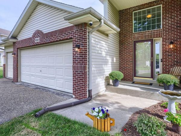 10324 Kalen Lane NE, Hanover, MN 55341