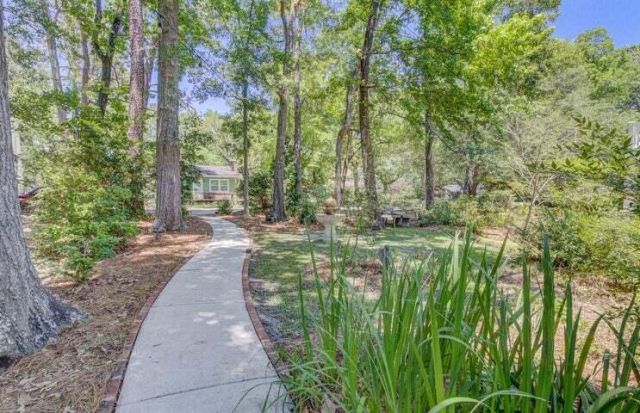 204 Salisbury Drive Photo 19