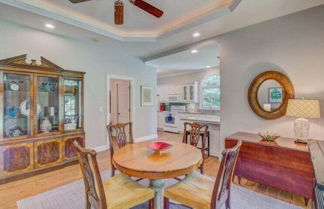 204 Salisbury Drive Photo 6
