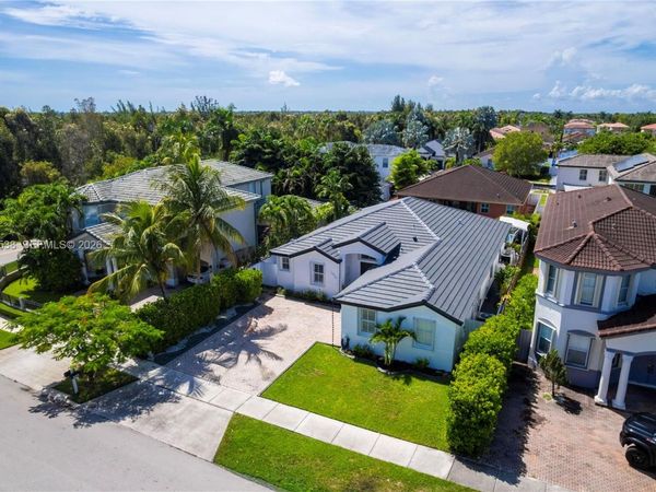 14918 SW 10th St, Miami, FL 33194