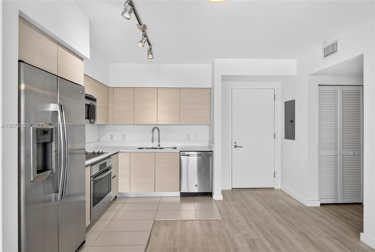 4250 Biscayne Blvd , Unit 805, Miami, FL 33137 Photo