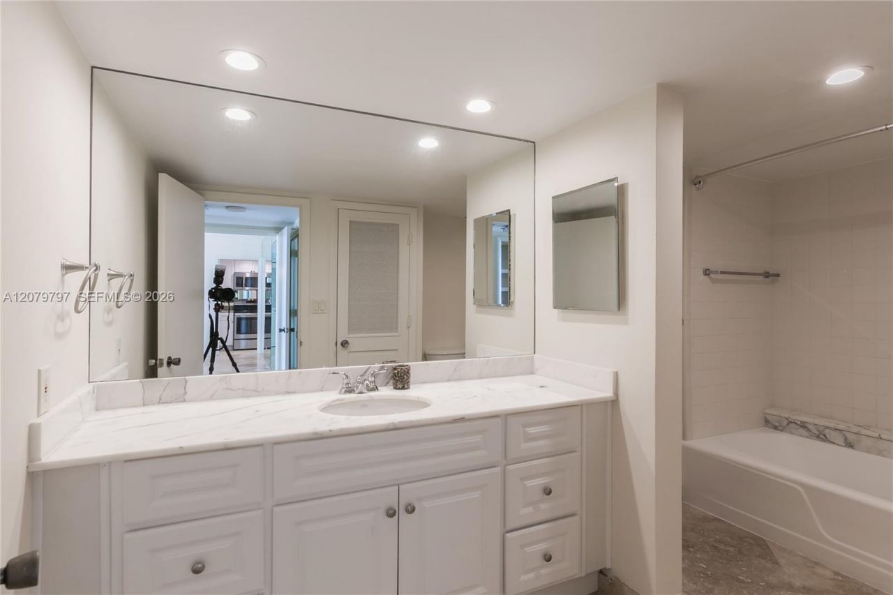 2100 S Ocean Ln , Unit 904, Fort Lauderdale, FL 33316 Photo