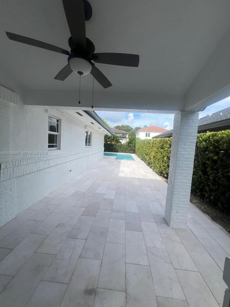 211 SW 29th Rd, Miami, FL 33129 Photo